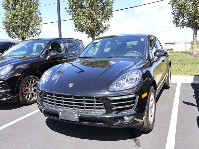 2017 Porsche Macan Base