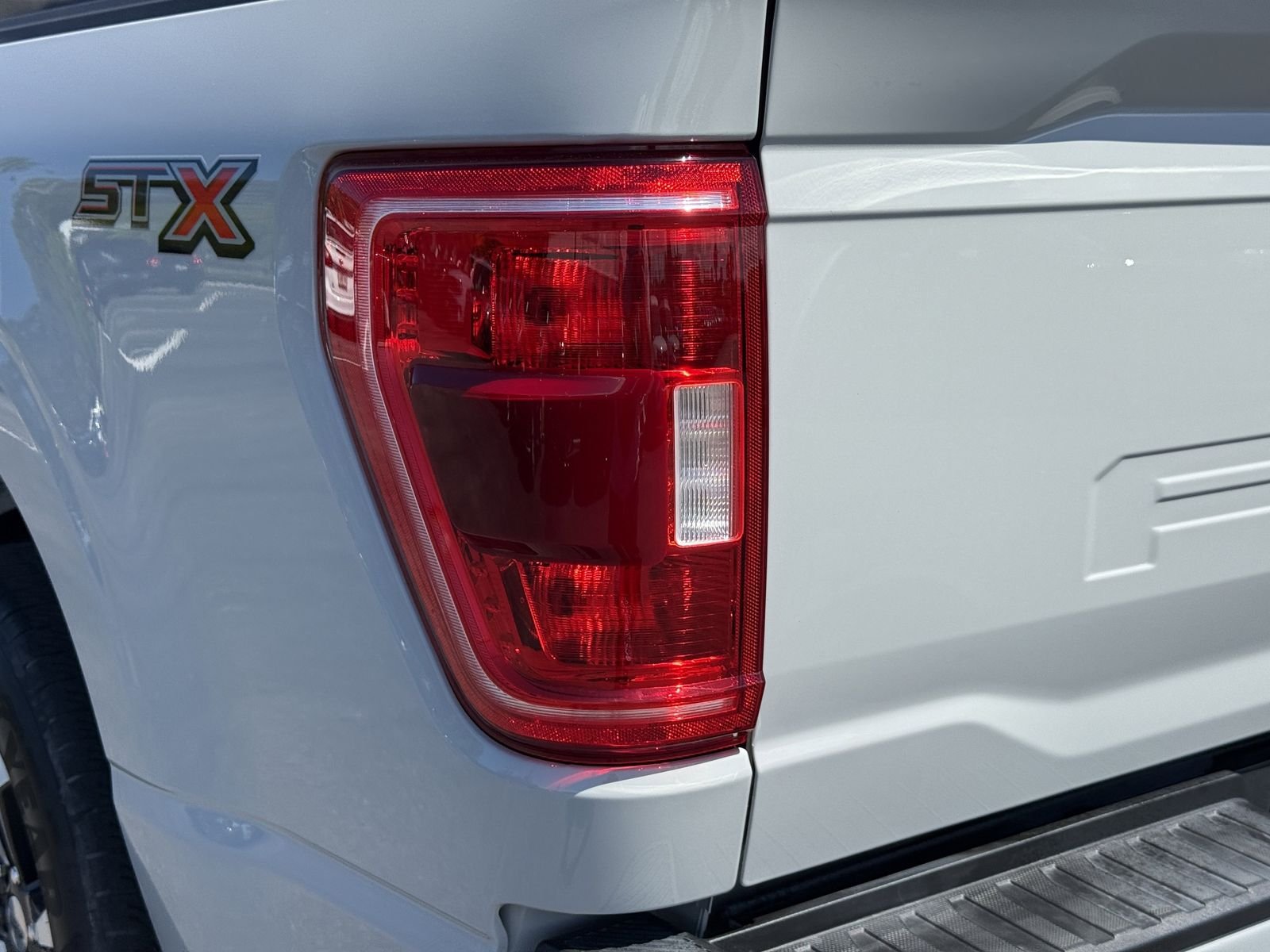Certified Used 2023 Avalanche Ford XL image 9