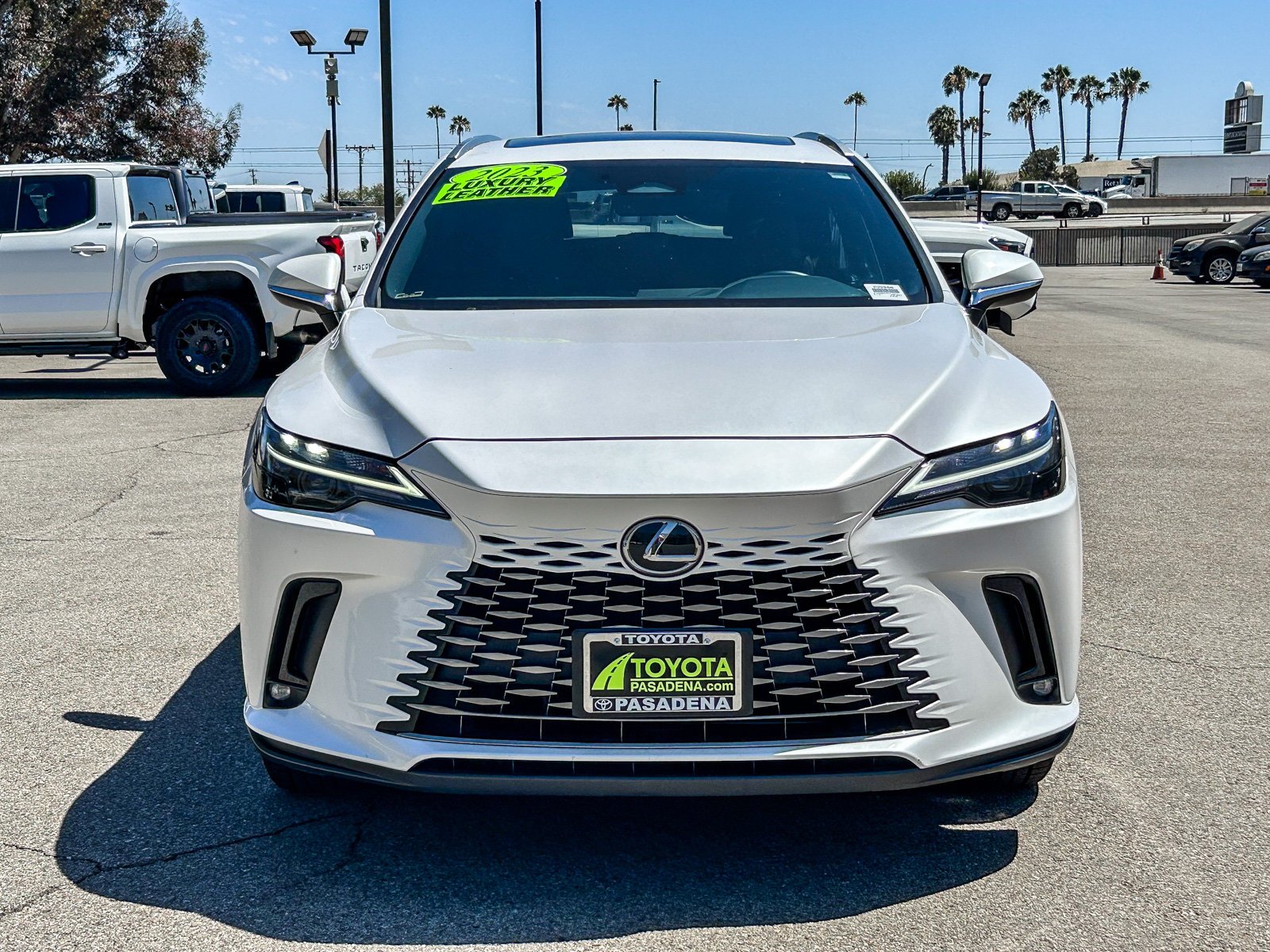 Used 2023 EMINENT WHITE PEA Lexus RX 350 image 2