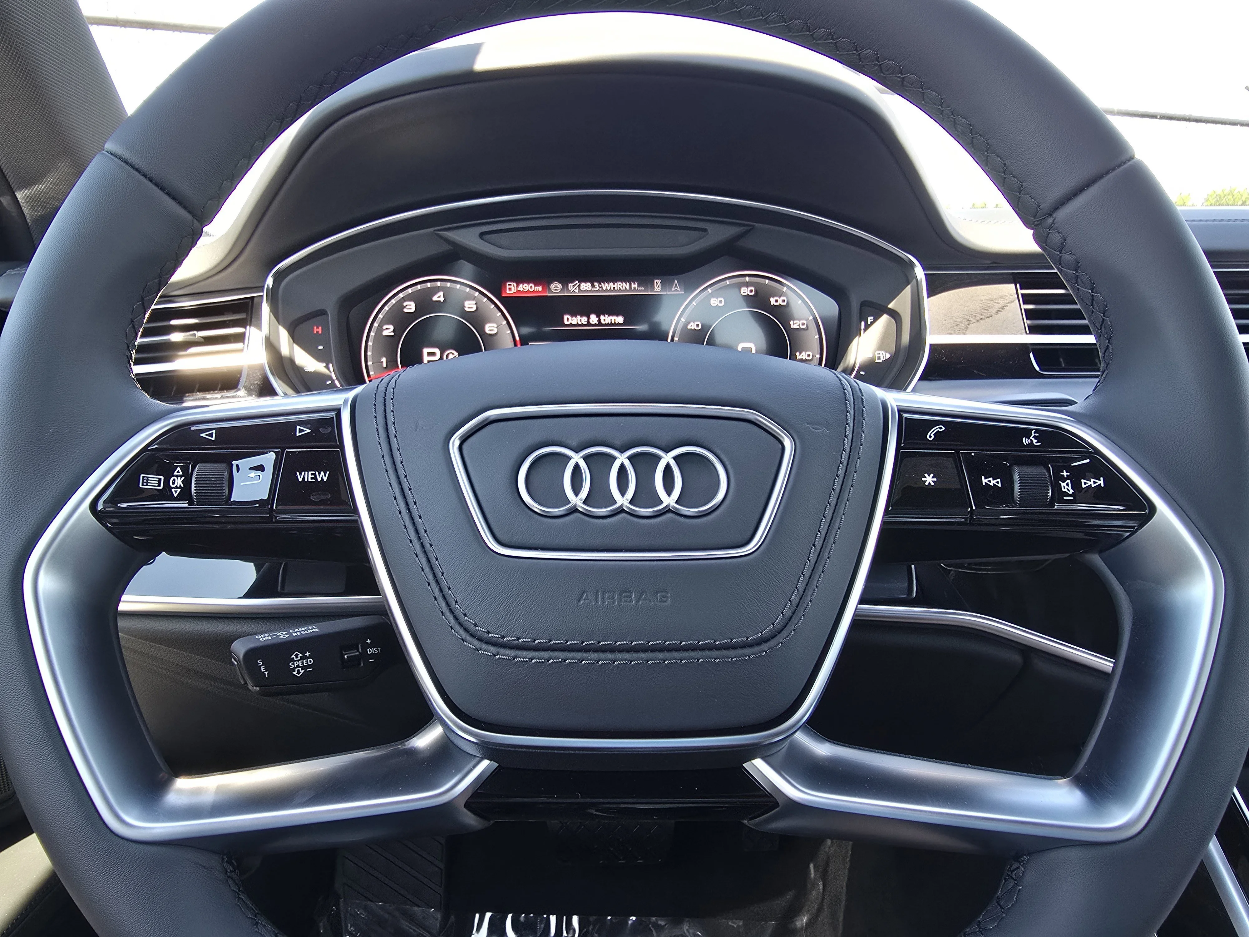 New 2026 Sebring Black Crystal Effect Audi L 55 image 23