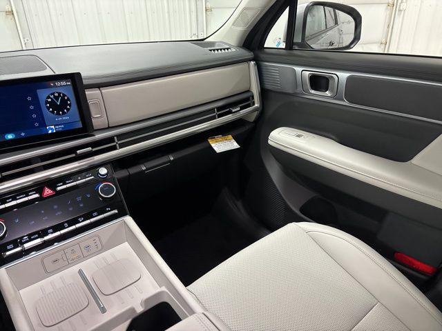 New 2026 Silver Hyundai SEL AWD image 14