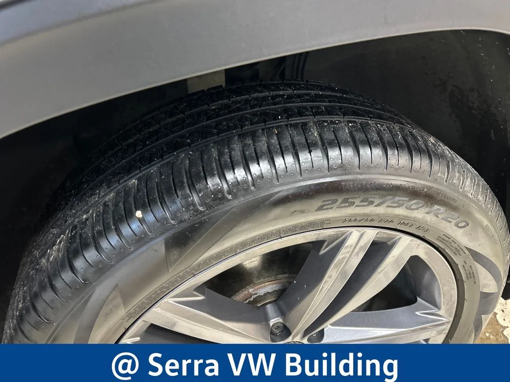 Used 2022  Volkswagen 3.6L V6 SEL R-Line image 13