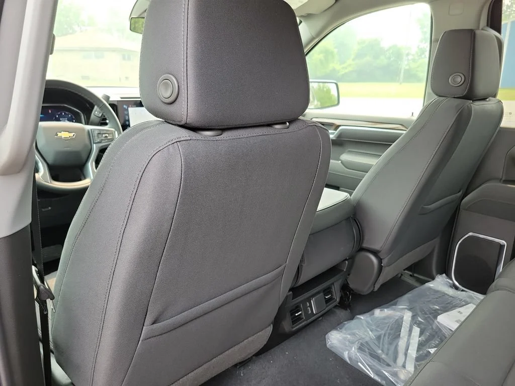 New 2026 Sterling Gray Metallic Chevrolet LT (2FL) image 24