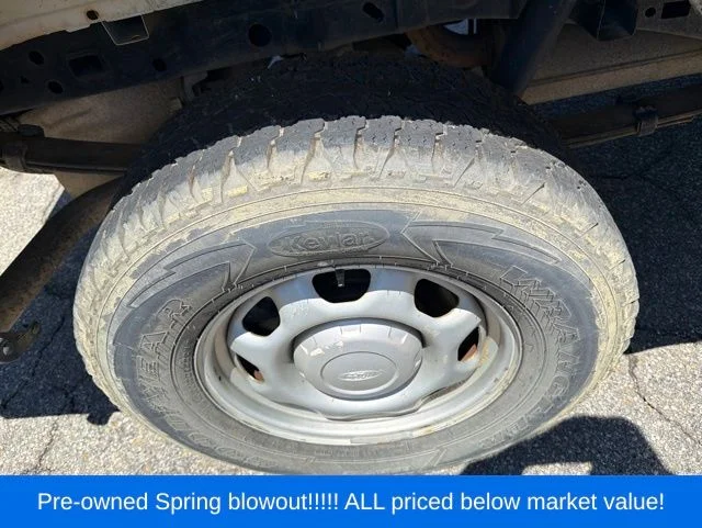 Used 2018 White Ford XL image 12