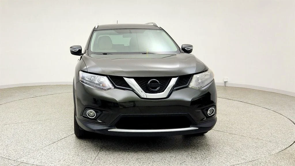 Used 2016 Midnight Jade Nissan AWD 4dr SV image 2