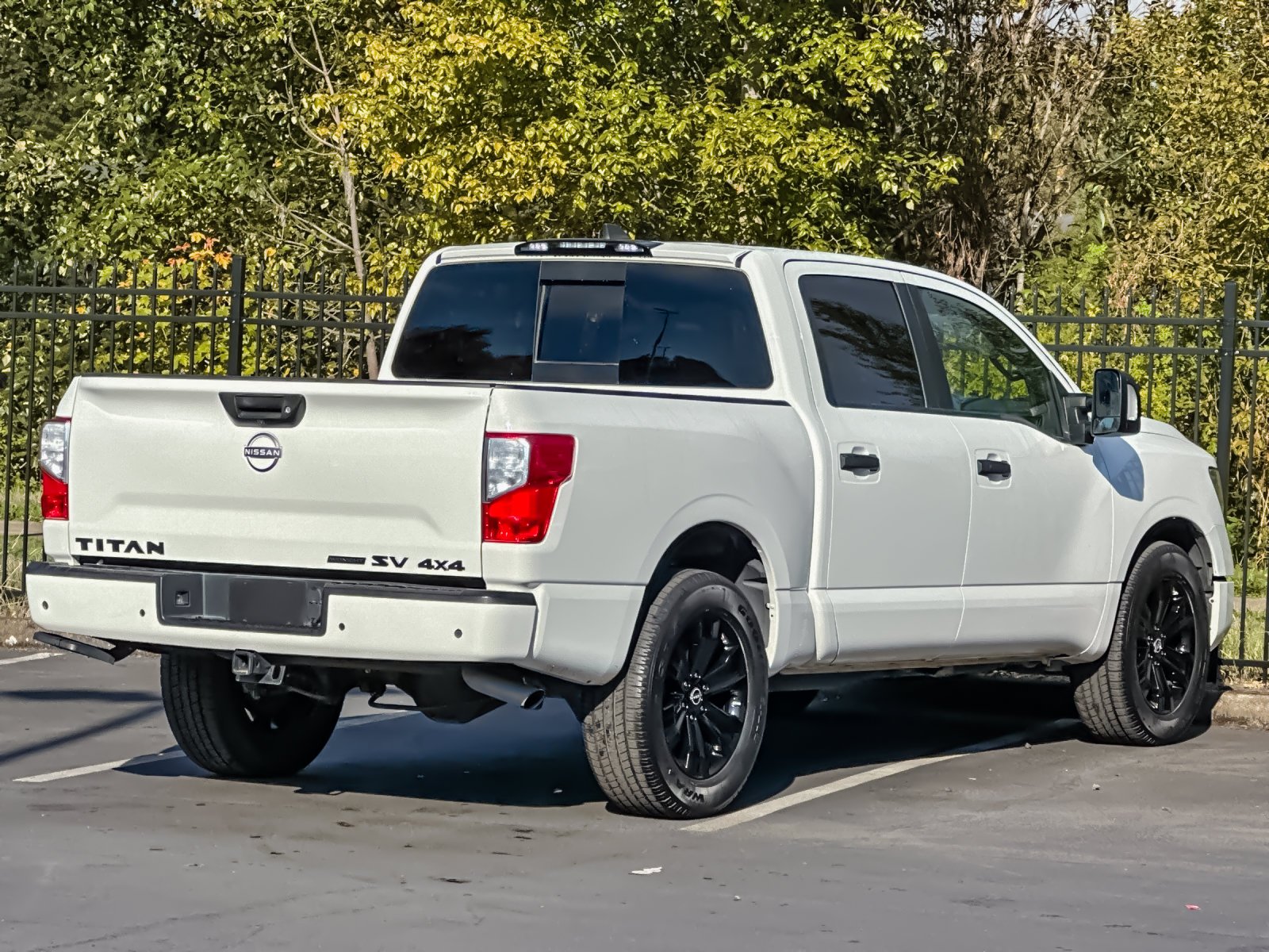 Used 2023 White Nissan SV image 3