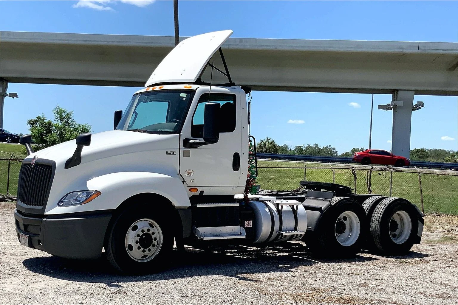 Used 2021 WHITE International  image 3