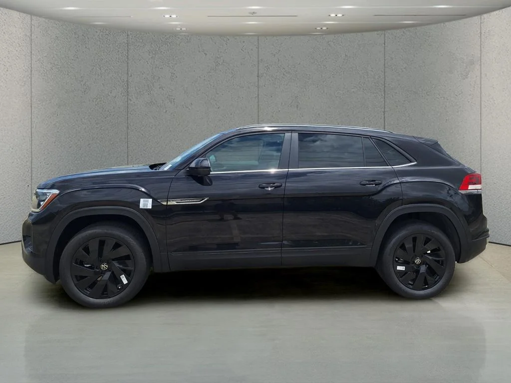 New 2026 Black Volkswagen 2.0T SE w/Technology image 2