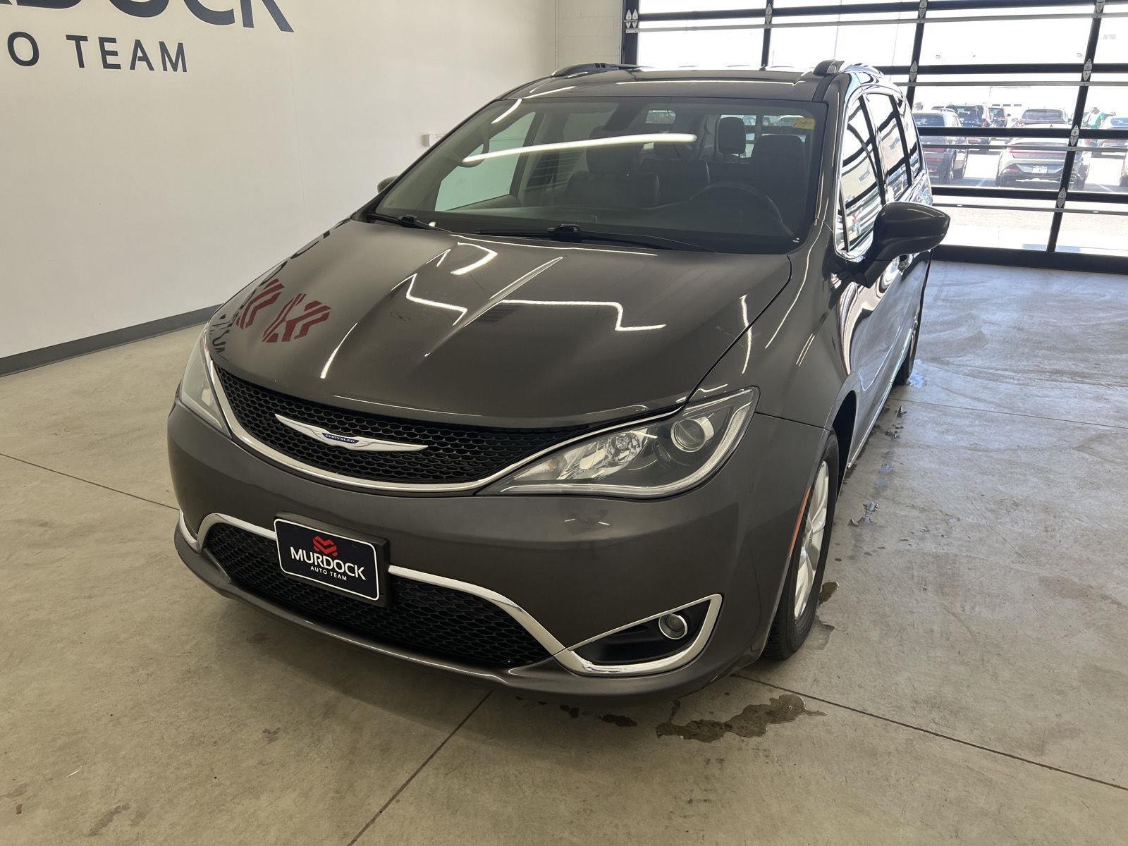 2019 Chrysler Pacifica Touring L - Photo 6