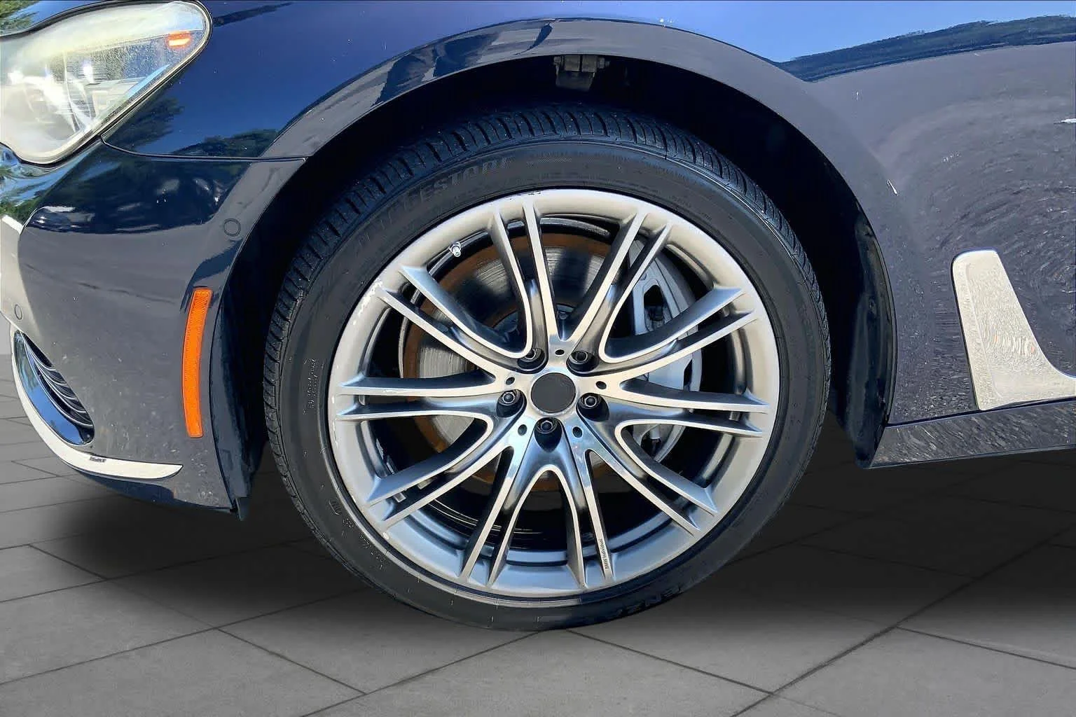 Used 2016 Imperial Blue Metallic BMW 750i xDrive image 11