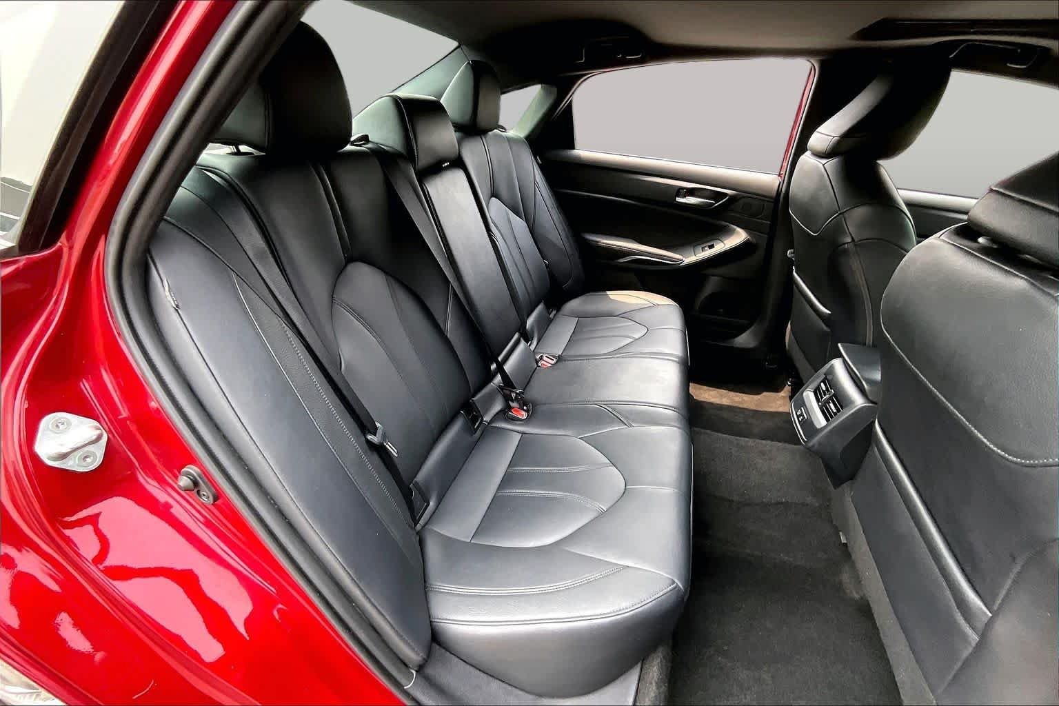 Used 2021 Ruby Flare Pearl Toyota XLE image 21
