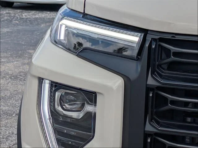 2026 GMC Canyon Elevation - Photo 10