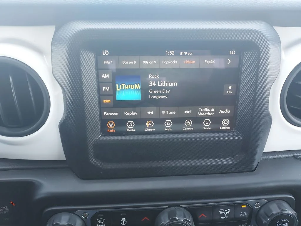 Used 2021 Black Jeep Unlimited Islander image 22