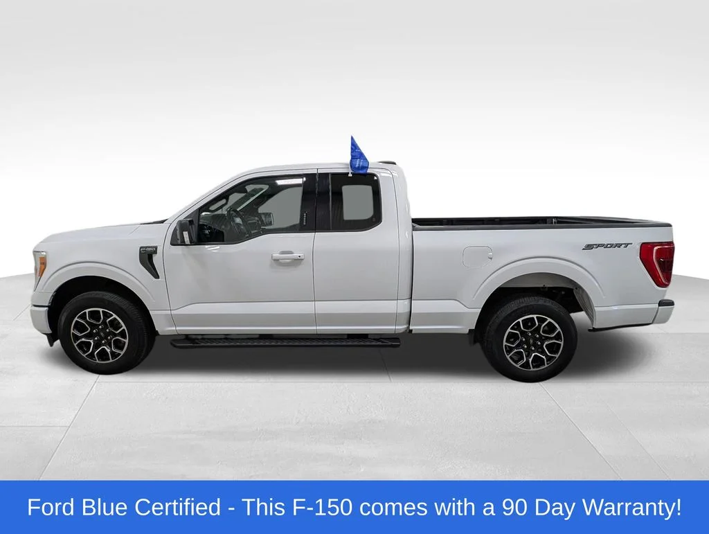 Certified Used 2021 Oxford White Ford XLT image 1