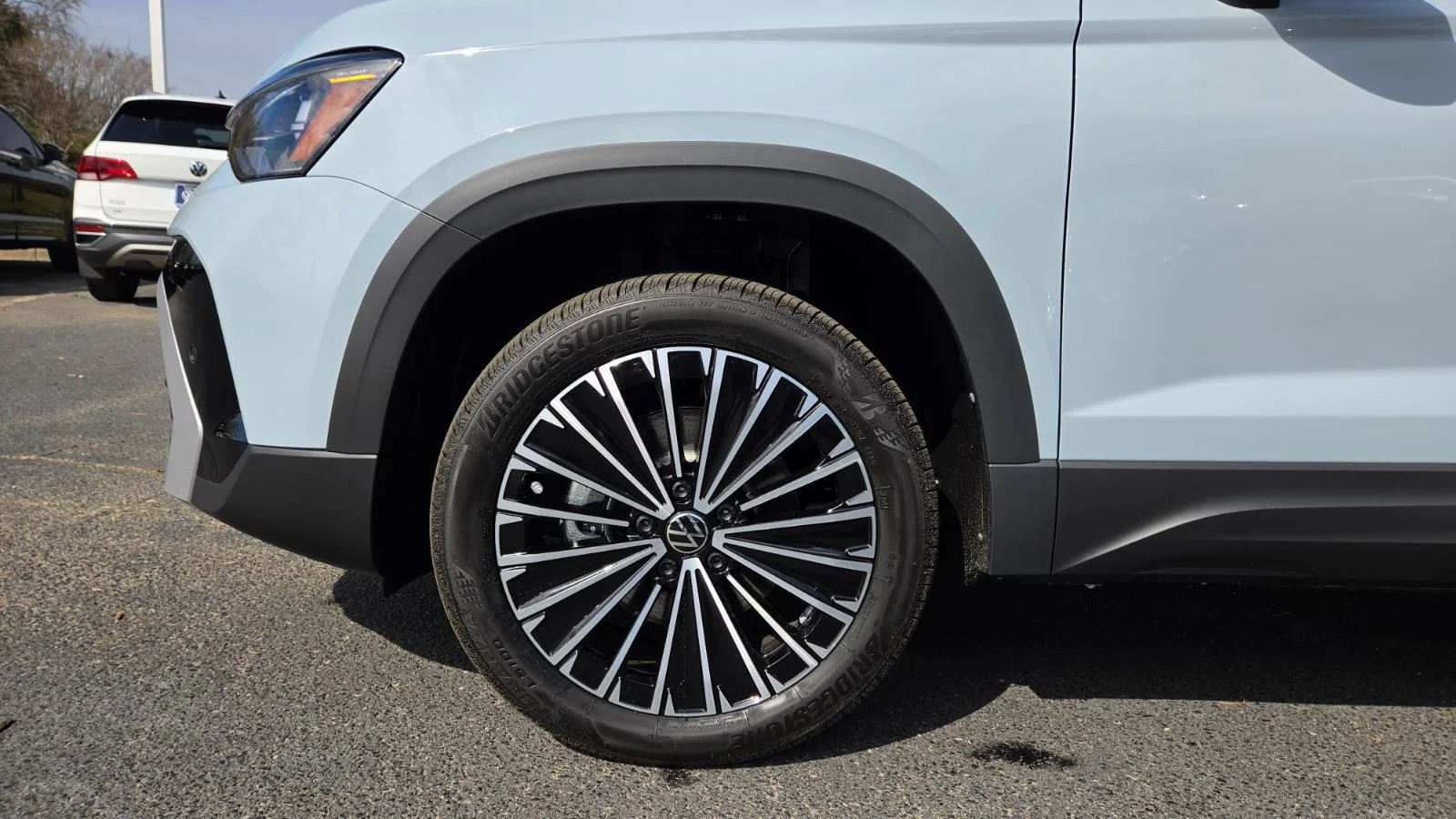 New 2026 Monument Gray Volkswagen SE image 15