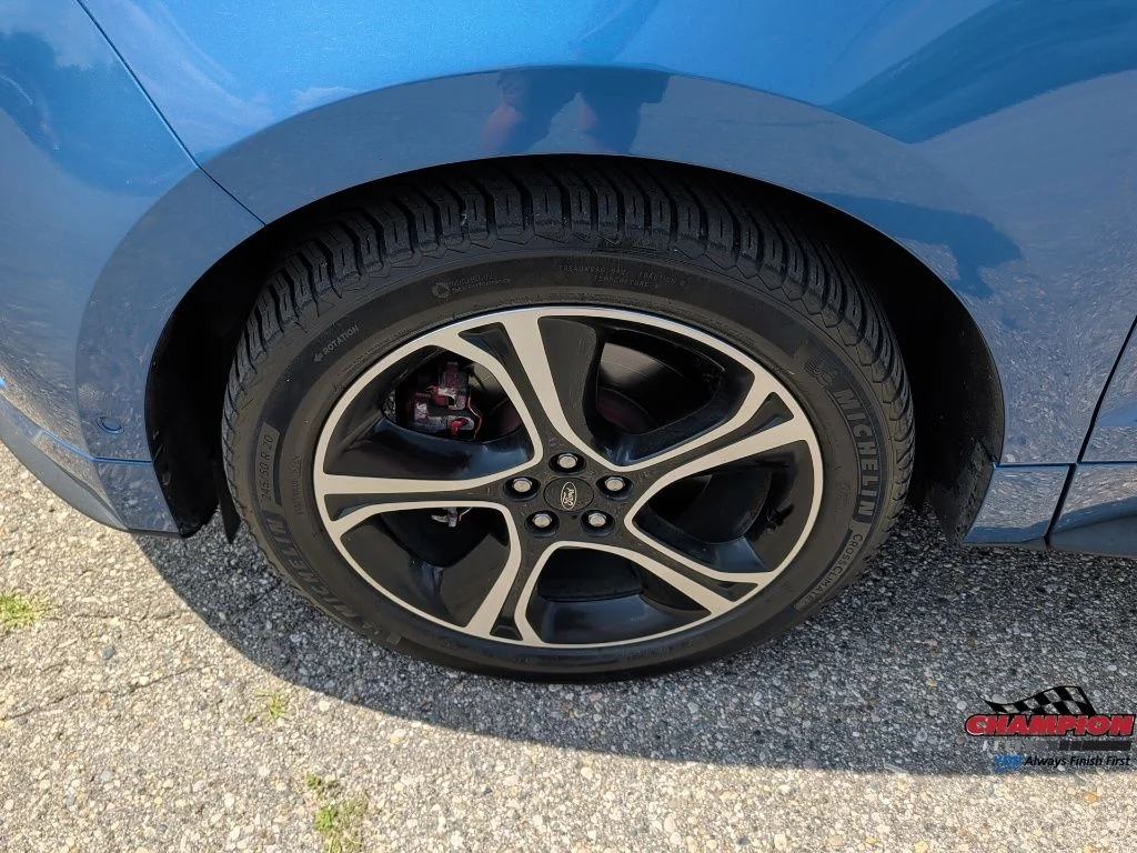 Used 2019  Ford ST image 10