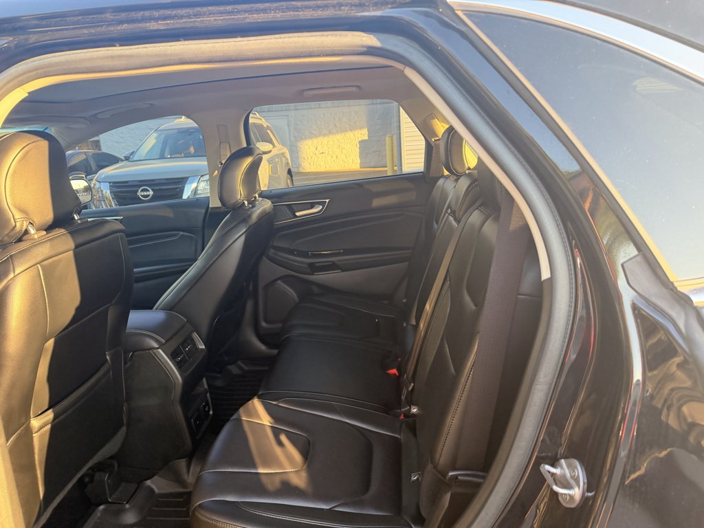 Used 2019 Agate Black Metallic Ford Titanium image 7