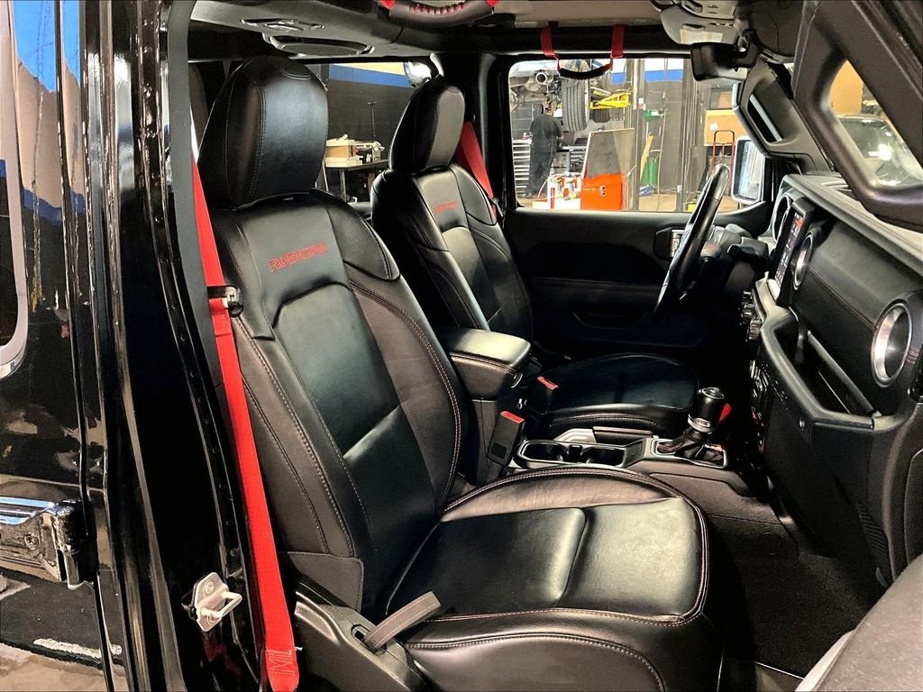 Used 2020 Black Jeep Unlimited Rubicon image 11