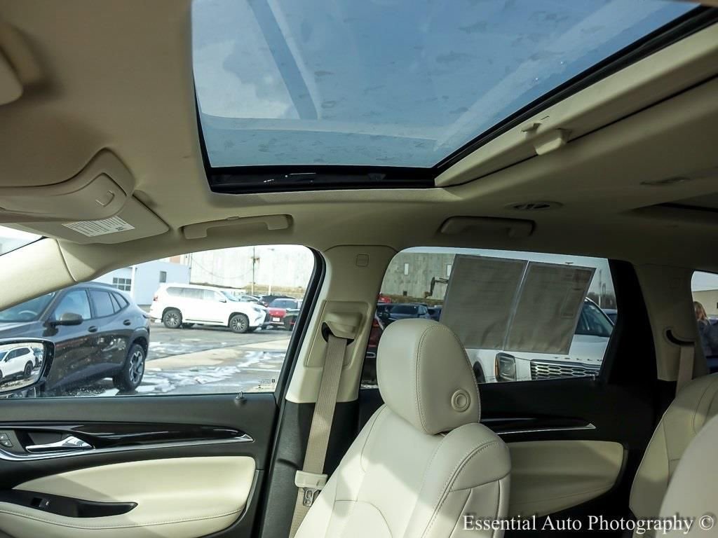 2023 Buick Enclave Essence - Photo 11