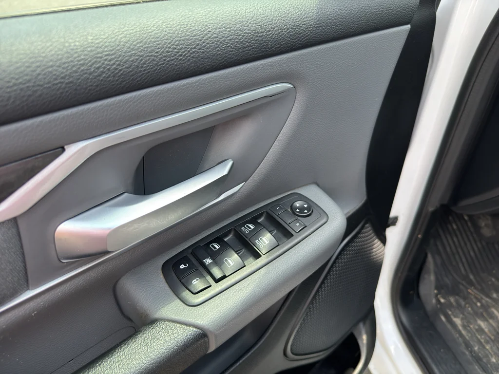 Certified Used 2020 Bright White Clearcoat Ram Big Horn image 10