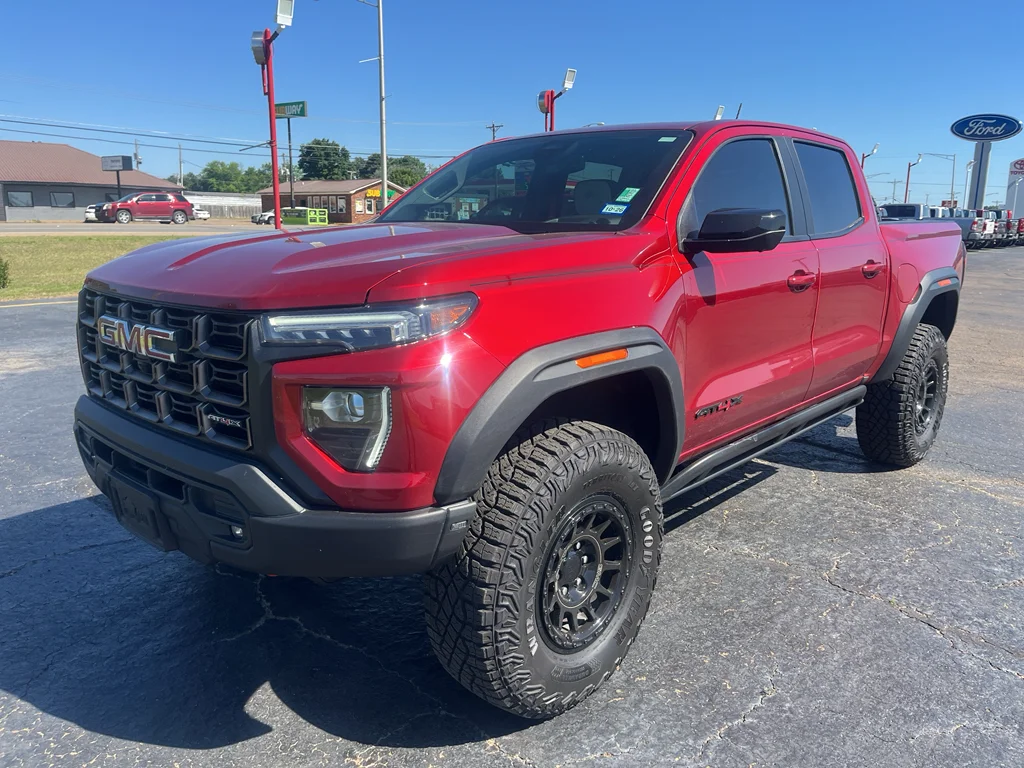 2024 GMC Canyon 4WD AT4X Crew Cab Short Box's photo