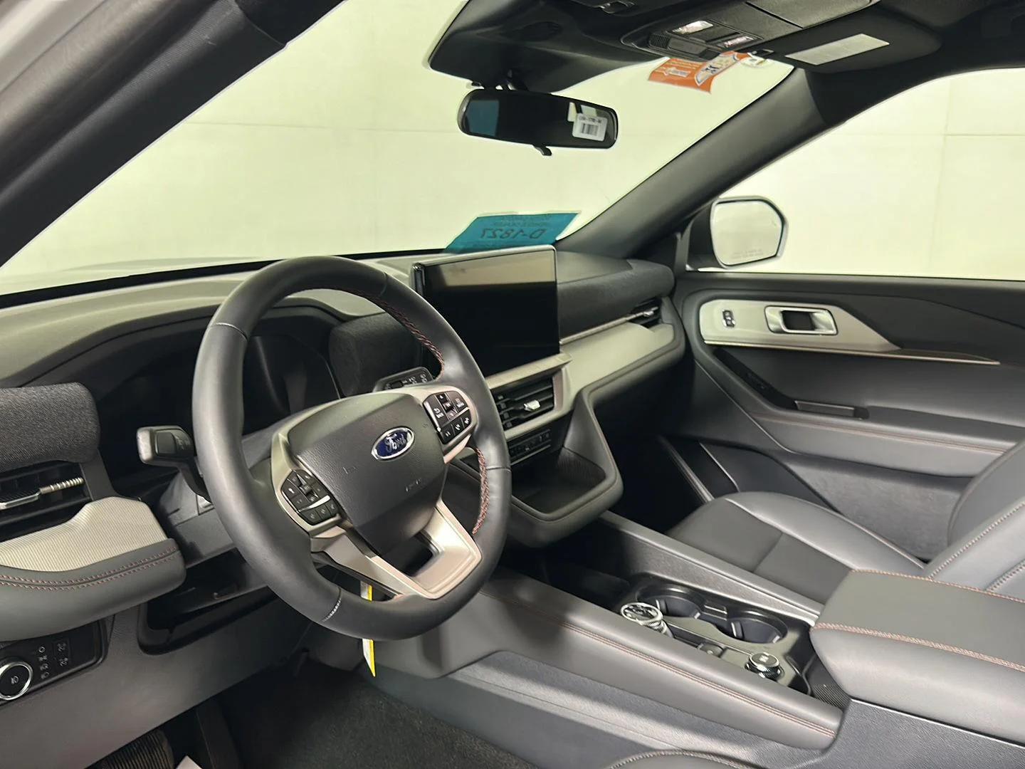 New 2027 Avalanche Gray Ford Active image 15