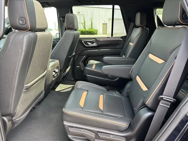 2023 GMC Yukon AT4 - Photo 19