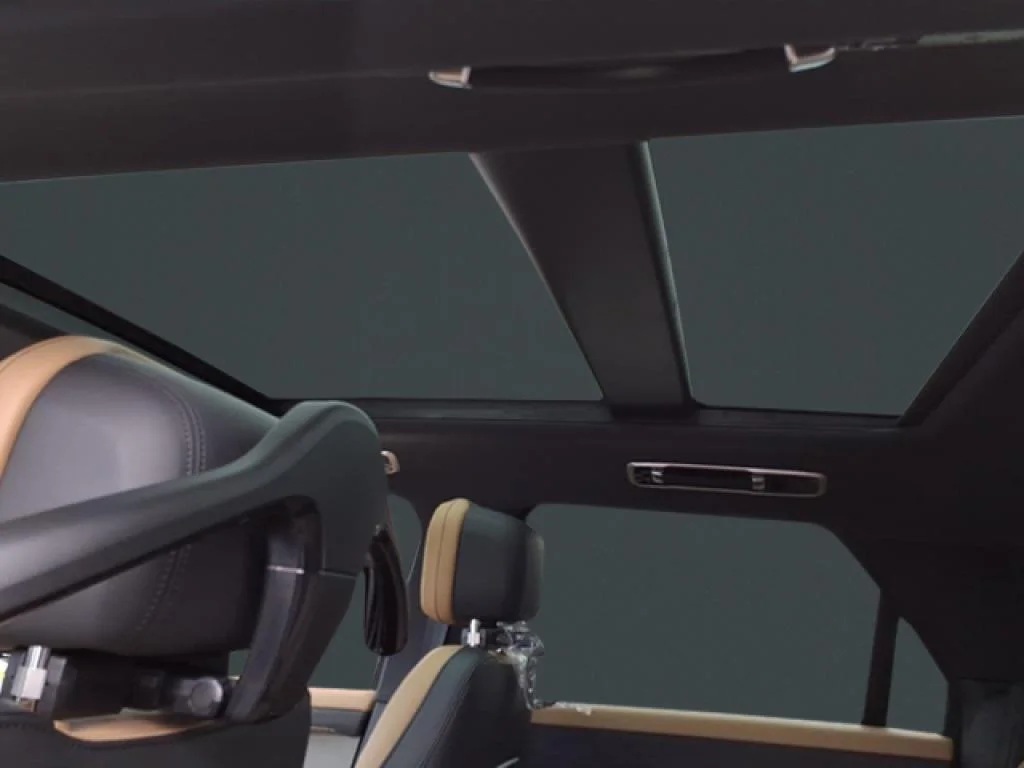 New 2026 Varesine Blue LAND ROVER Dynamic SE image 5