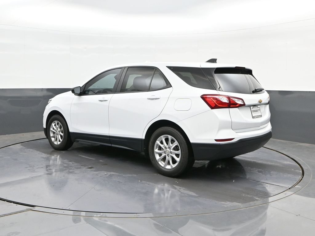 Used 2021 White Chevrolet LS image 5
