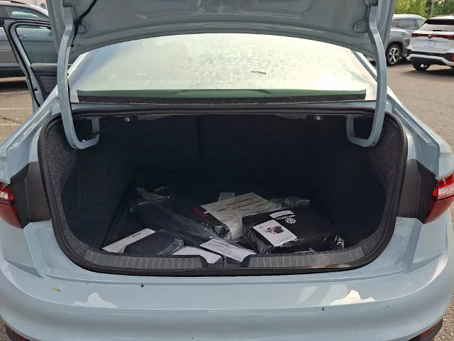 New 2027 Gray Volkswagen 2.0T Autobahn image 17