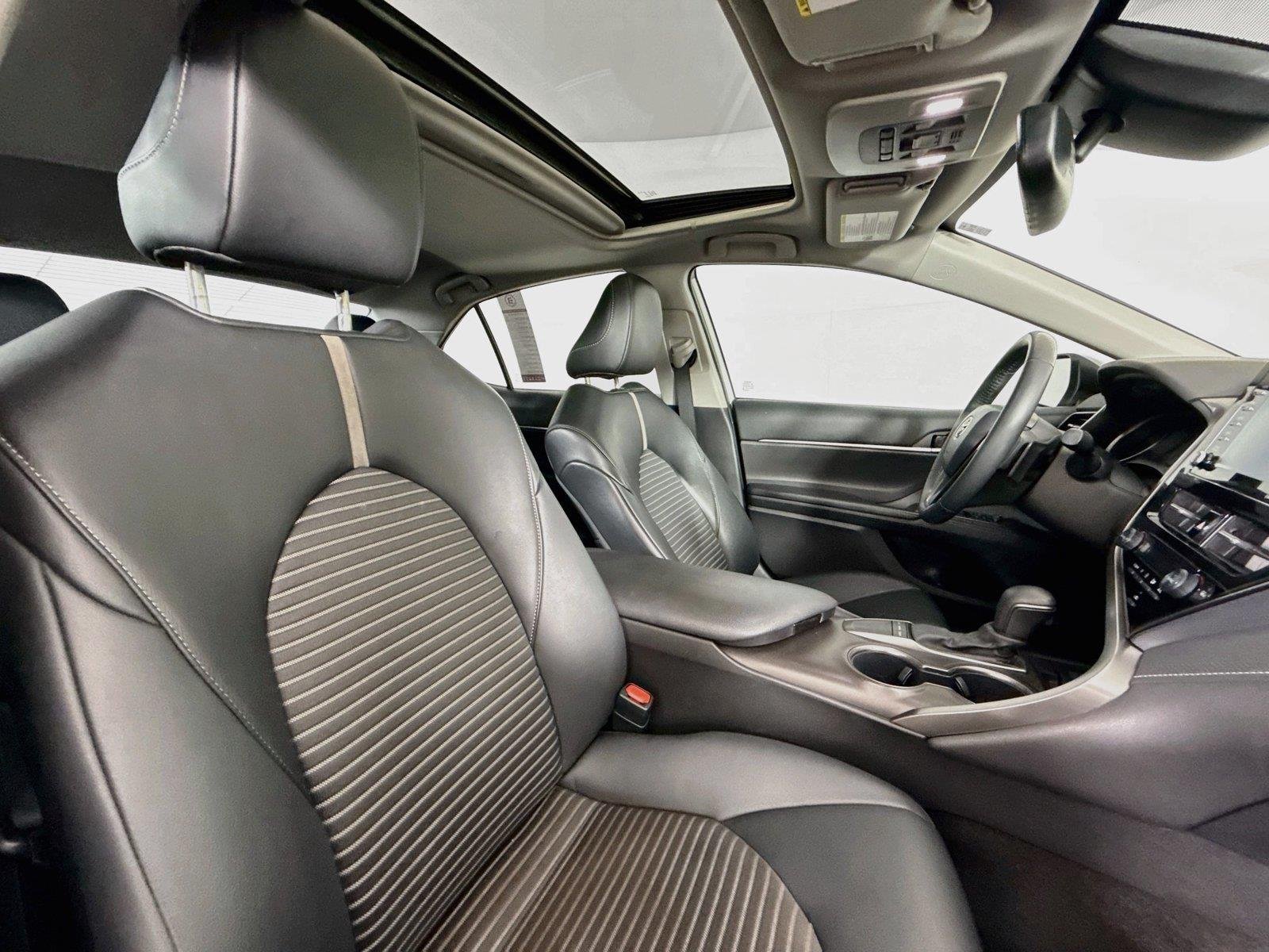 Used 2022 Ice Edge Toyota SE image 39