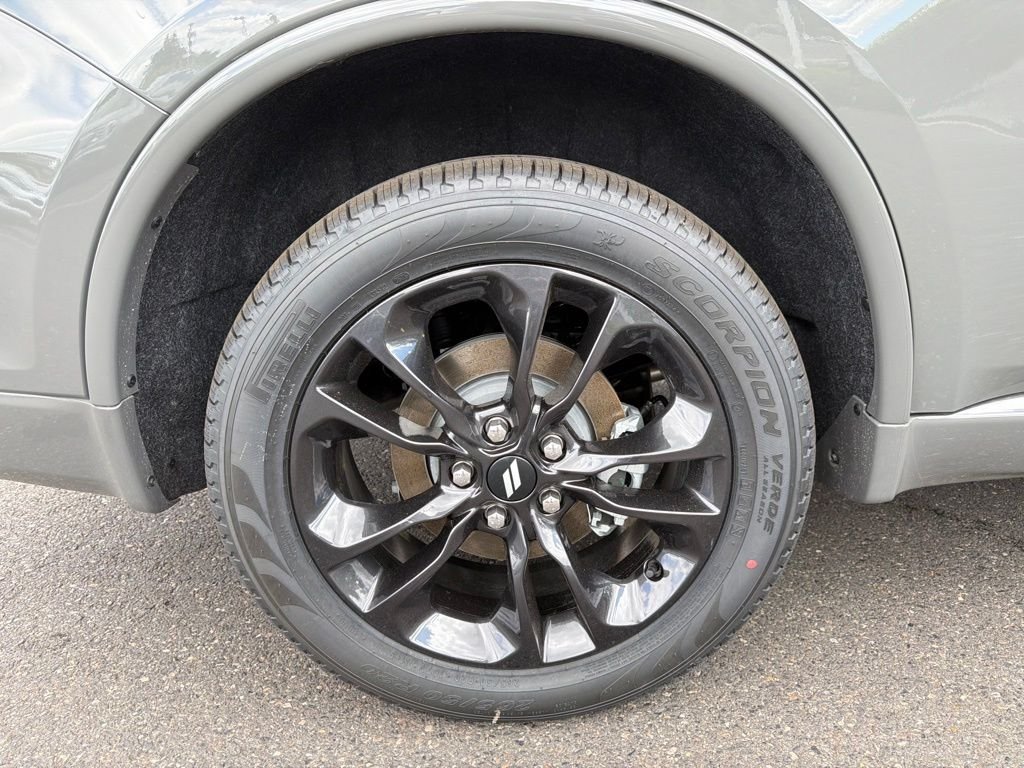 New 2026 Destroyer Gray Clear-Coat Exterior Paint Dodge GT Plus image 9