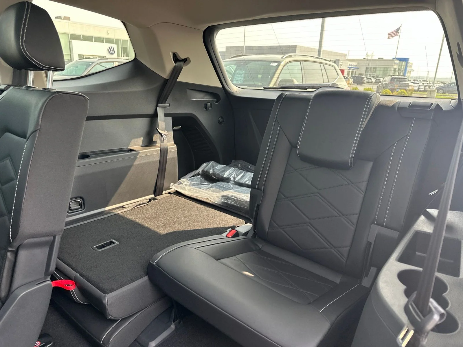 2026 Volkswagen Atlas SE w/Tech - Photo 26