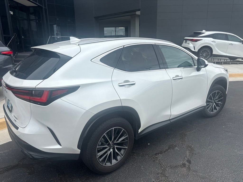 Certified Used 2024 White Lexus 350 Premium image 3