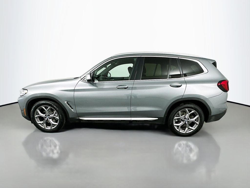 Used 2023 Skyscraper Grey Metallic BMW sDrive30i image 8