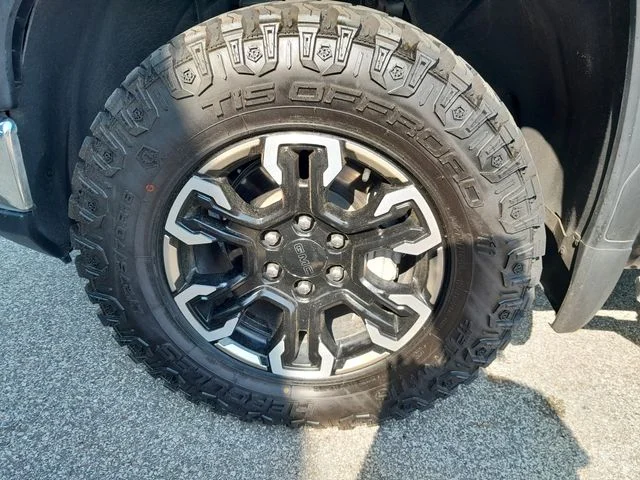 Used 2025 Black GMC Pro image 9