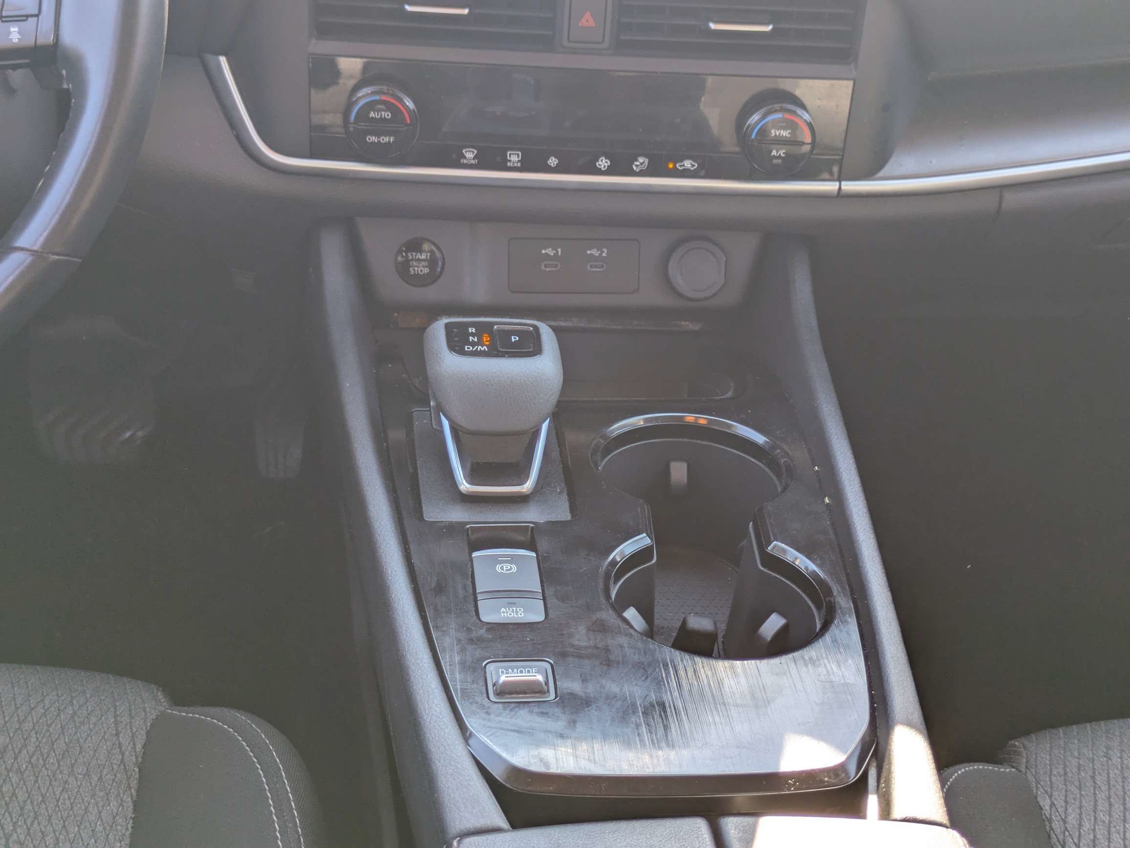 Used 2025  Nissan SV image 16