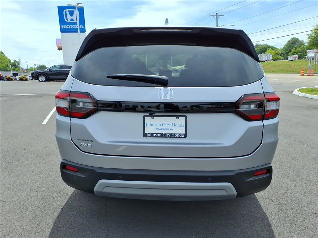 Certified Used 2025 Lunar Silver Metallic Honda AWD EX-L image 38