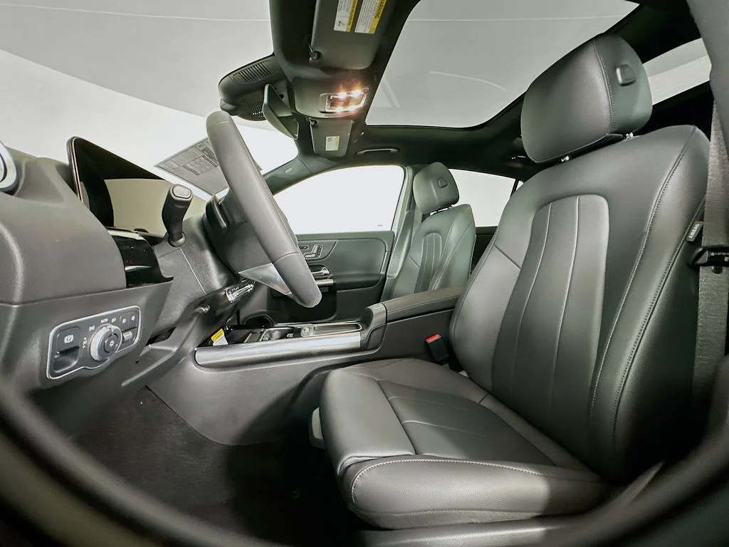 Used 2026 Gray Mercedes-Benz GLA 250 image 20