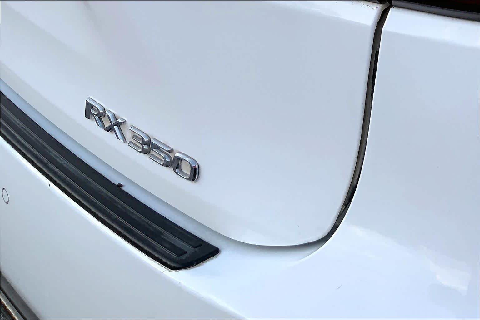 Used 2022 Ultra White Lexus F SPORT Handling image 59