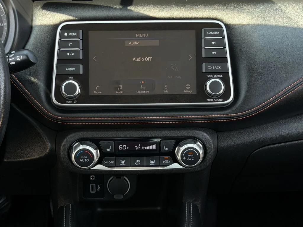 Used 2019 Gray Nissan SR image 17