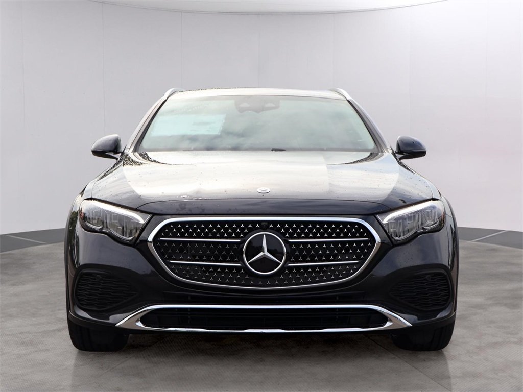 2026 Mercedes Benz E 450 4MATIC All-Terrain photo 2