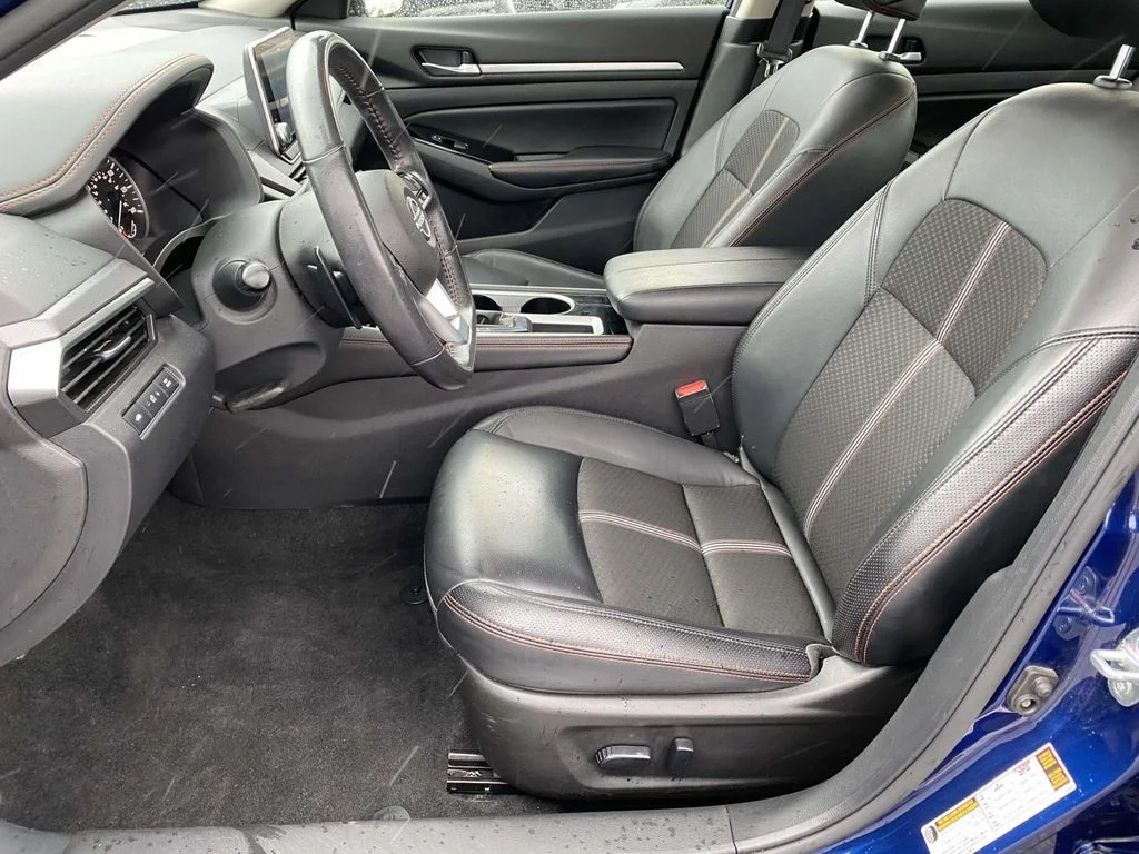 2024 Nissan Altima SR - Photo 16