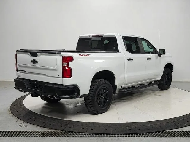 Used 2021 White Chevrolet LT Trail Boss image 7
