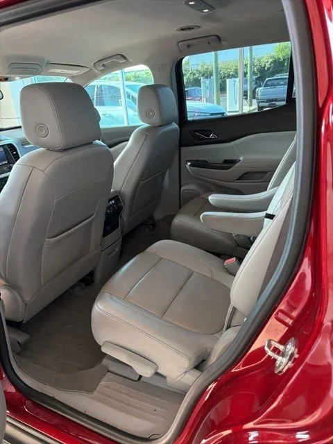 Used 2022 Cayenne Red Tintcoat GMC SLT image 4