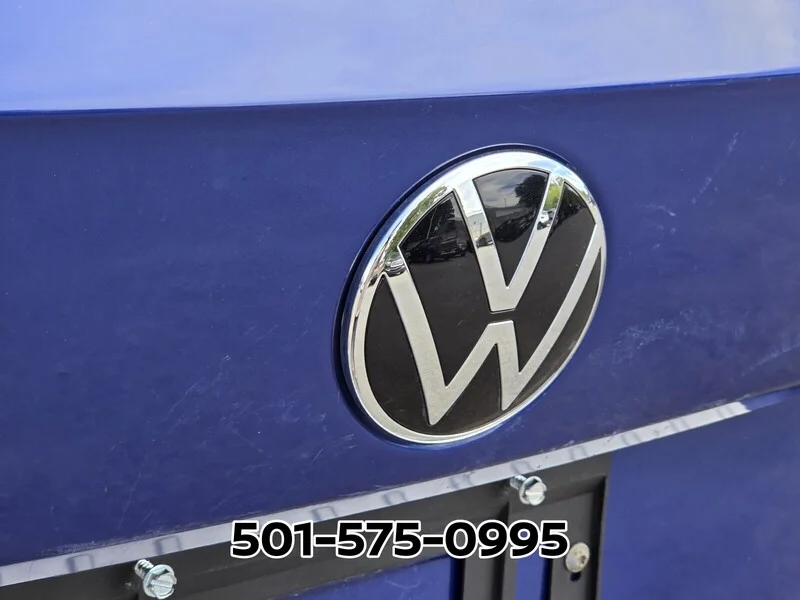 Used 2023 Blue Metallic Volkswagen 1.5T S image 12