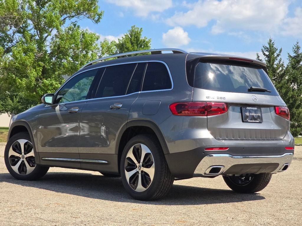 New 2026 Mountain Grey Metallic Mercedes-Benz GLB 250 image 52