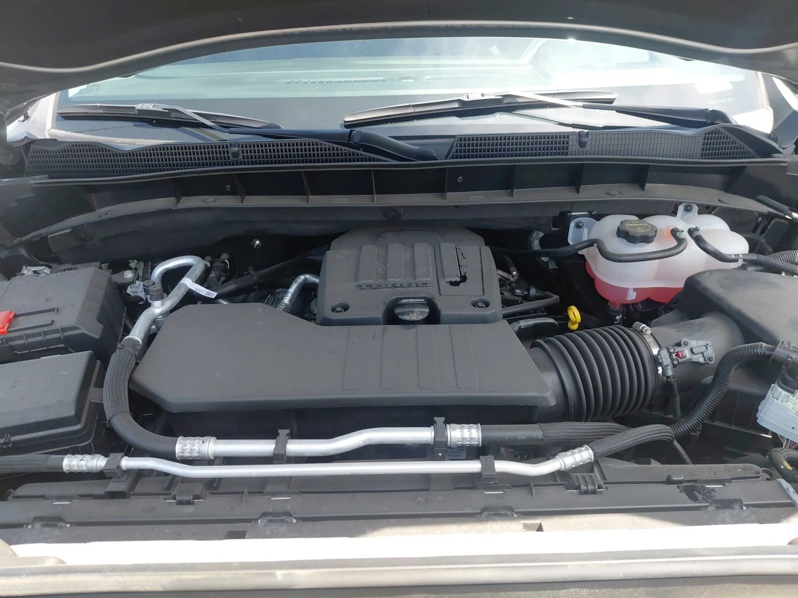 Used 2026 Silver GMC Elevation image 18