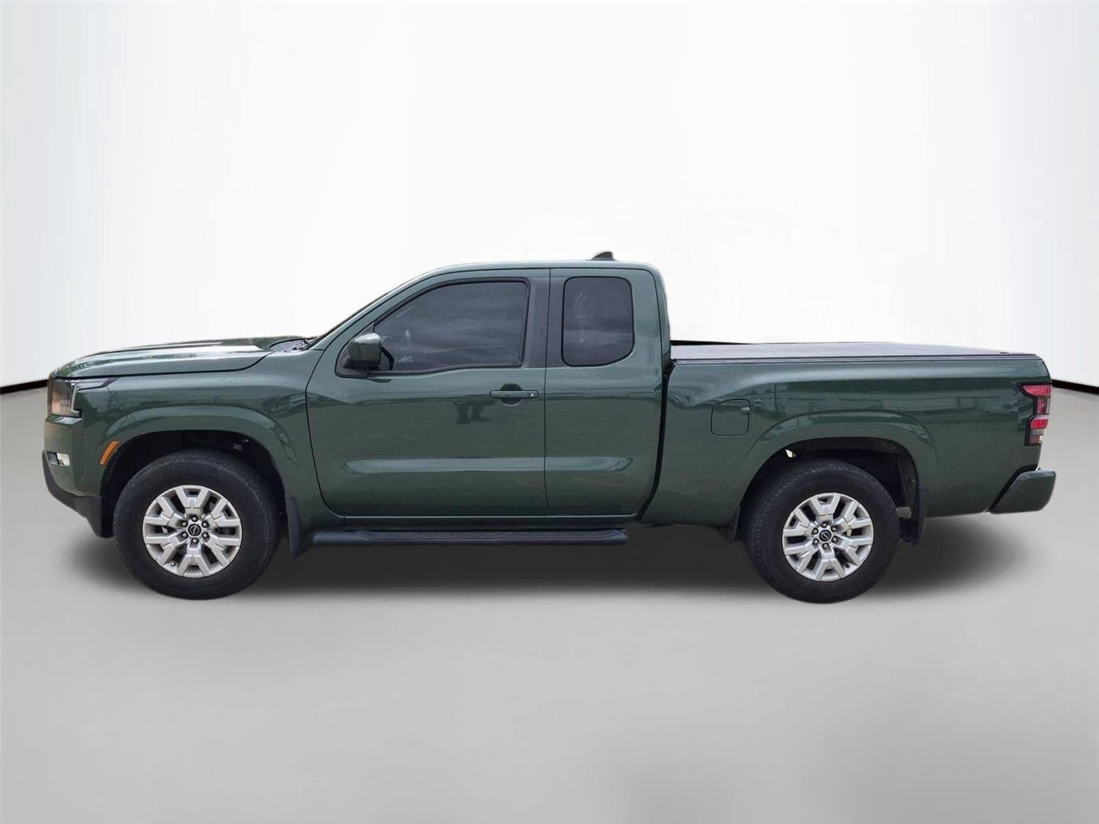 Used 2022 Gun Metallic Nissan SV image 2