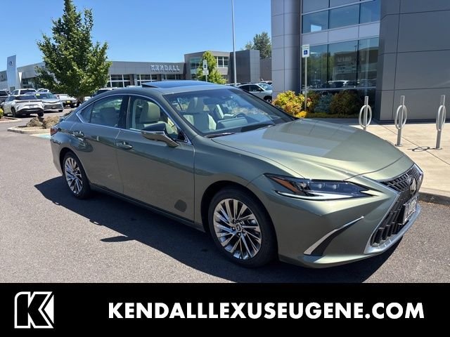 2025 Lexus ES 300h 300h Luxury's photo